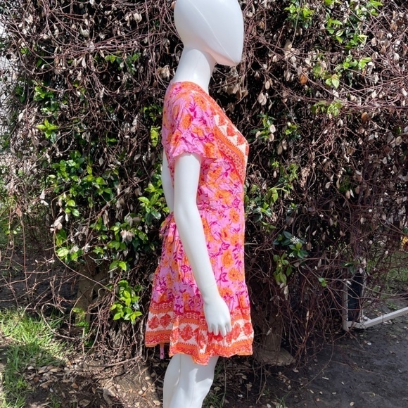 Zessica Floral Print Total Wrap Mini Dress Size Medium In Orange & Pink - Picture 4 of 10